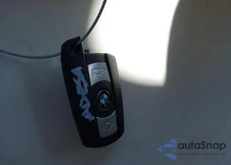 2010 BMW X5 xDrive48I z USA, uszkodzony, nr VIN 5UXFE8C55AL310550